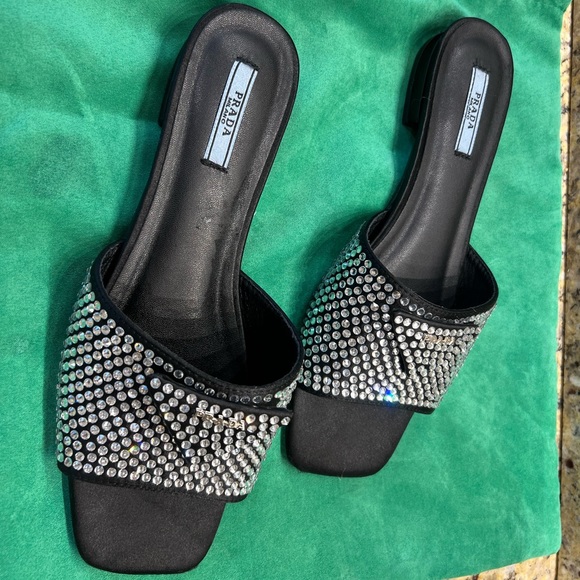 Prada flat 💖✨ - Picture 2 of 2